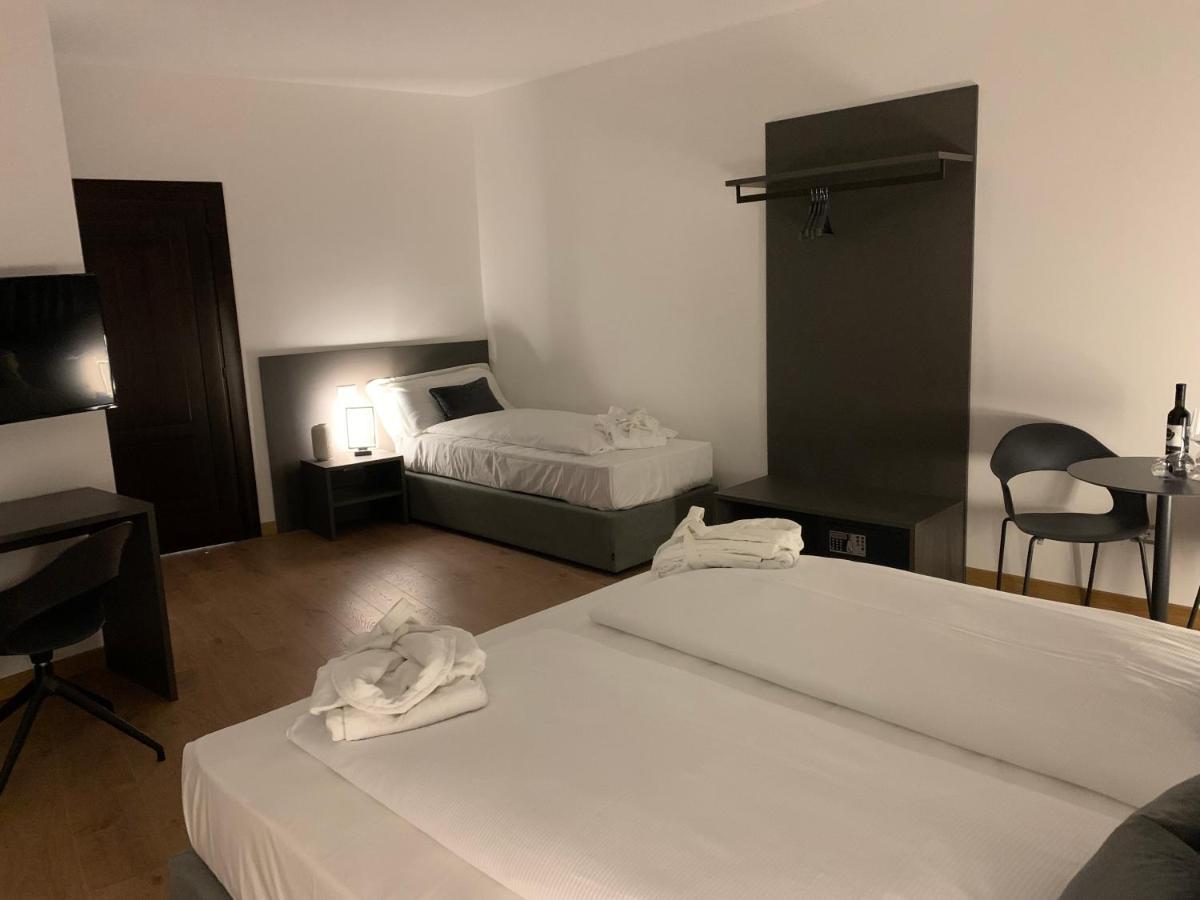 Guest House Le Cassandre Сондрио Экстерьер фото